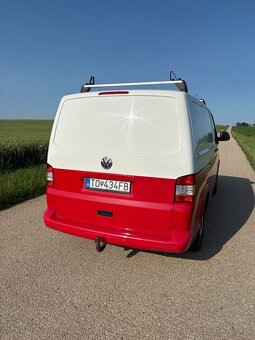 Volkswagen Transporter T5 2.0 TDI - 5