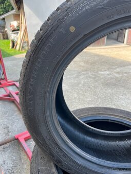 NOKIAN 215/55 R17 Celoročne - 5