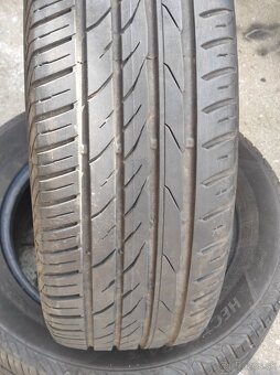Pneumatiky 215/60 R16 - 5