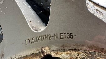 50.	AUDI A6 Alu disky 225/60 R17 - 5