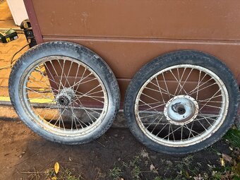 Kolesá JAWA 250 Perák - 5