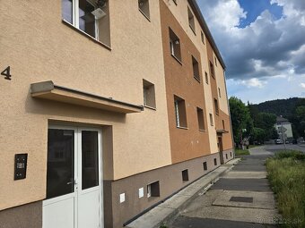 Obrovský 2 izbový byt s balkónom znížená cena - 5