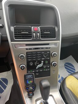 Predám VOLVO XC60 T6 3.0 V6 210 kW AWD Summum Geartronic - 5