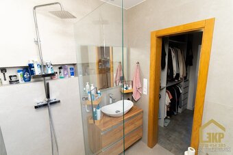 Priestranný bungalov v krásnom prostredí - 5