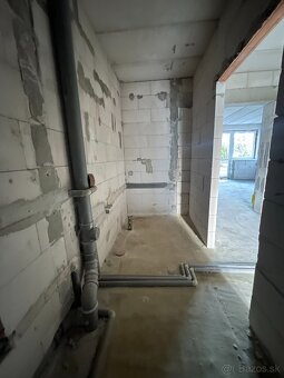 Moderný 4-izbový rodinný dom na predaj - 5