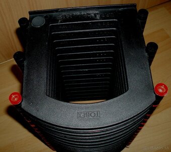 podstavec - box na 15 kusov obalov s CD alebo DVD - 5