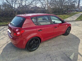 Kia Ceed 1.6 CRDi - 5