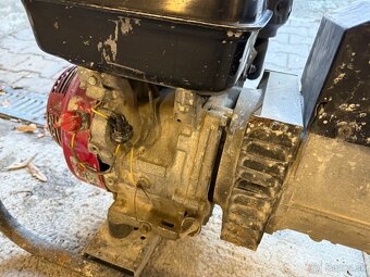 Elektrocentrála Elmag SEB5000WD nefunkčná - 5