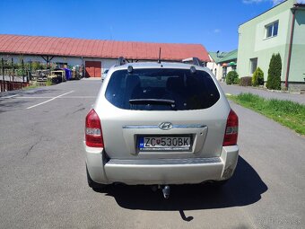 Hyundai tuscon 2.0CRDI 103kw 4x4 - 5