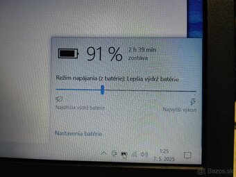 Fujitsu. i3-6006U.15,6“FHD. 1 000 GB. 12 GB DDR4. - 5