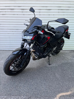 Kawasaki Z650 - 5