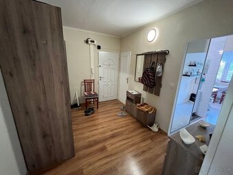 Veľký 1 izbový byt; ( Exkluzívne u nás) - 5