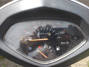 Honda lead 100 - 5