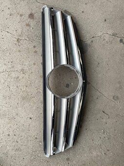 Mercedes-Benz W204 C-trieda grill maska - 5