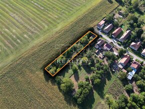Na predaj pozemok so starým domom v obci Obsolovce - 1400m2 - 5