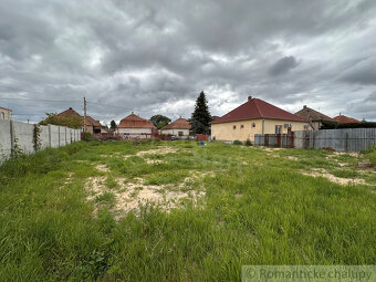 Priestranný pozemok v Hurbanove – pokojné miesto s výborno - 5