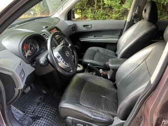 Nissan X-Trail 2.5 - 5