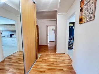 Na predaj tehlový 3-izbový byt Banská Bystrica - Trieda SNP - 5
