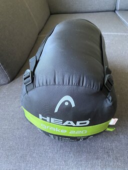 Predám nový spacák HUSKY a zánovný HEAD - 5