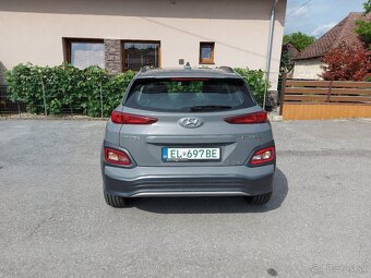 Hyundai Kona Electric 100, servisná kniha, záruka - 5