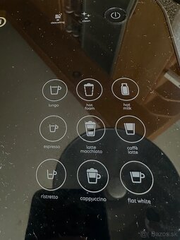 Nespresso De’Longhi Gran Lattissima – Čierna (EN640.B) - 5