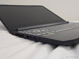 Predám herný notebook Acer Nitro 5 - 5