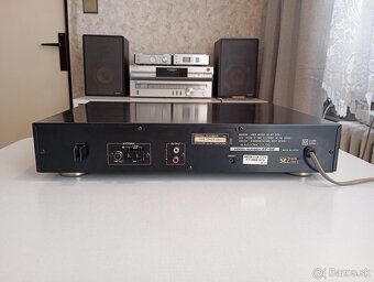 tuner AKAI AT-52 - 5