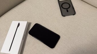 Vymenim iPhone Air Black + Apple MagSafe kryt v hodnote 60€ - 5