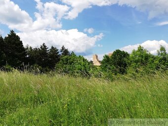 Rozsiahly pozemok na výstavbu v okrajovej časti Divína - 5