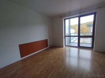 Predaj 2-izbový byt 52 m2 s lodžiou - Liptovský Mikuláš - 5