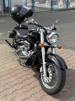Suzuki Intruder 800 - 5