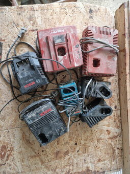 Naradie na náhradne diely - opravu. - 5