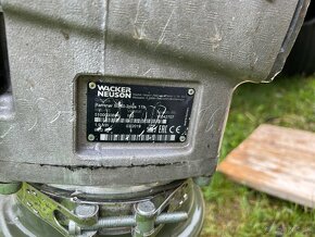 Vibračná noha Wacker Neuson BS60-2plus 11in - 5