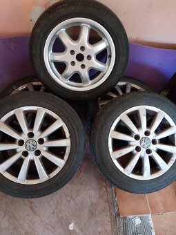 Predám elektróny na vw Sharan 195×60×16 C - 5