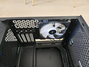 Fractal Design Pop Mini Air – čierna, RGB (skoro nová) - 5