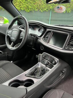 Dodge Challenger 5,7 V8 Hemi RT 280kw Manuál. CZ Papíry - 5