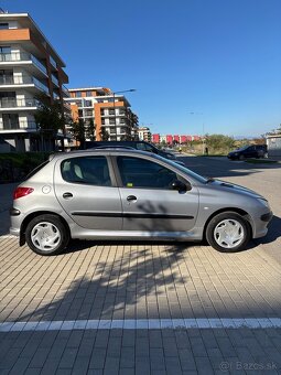 Predám Peugeot 206 1.1 Benzín - 5