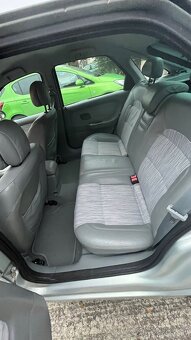 Renault Laguna - 5
