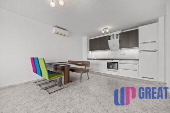 VEĽKOMETRÁŽNY, BEZBARIÉROVÝ 2-IZBOVÝ BYT V NOVOSTAVBE, CENTR - 5