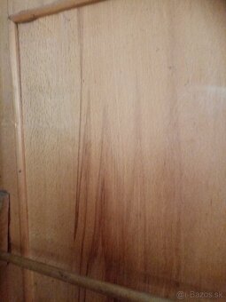 Predám starožitnu skriňu - 5