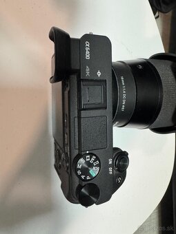 Sony Alpha A6400 + SIGMA 16mm f/1,4 - 5