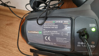 Akumulátorový reflektor (svietidlo, baterka) - 5