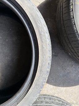 Pneu 235/40 r19 - 5