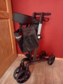 Chodítko pre seniorov-alu - 5