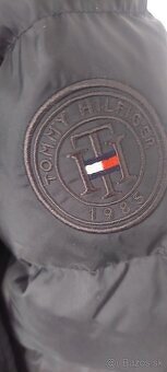 Damska bunda Tommy Hilfiger Th Ess Tyra velkost M - 5