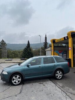Škoda octavia scout - 5