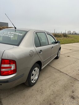 Škoda Fabia Sedan 2008 - 5