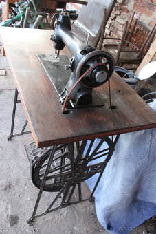 Šicí stroj - 5
