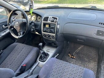 Ford Mondeo mk4 a Mazda 323 F BJ - 5