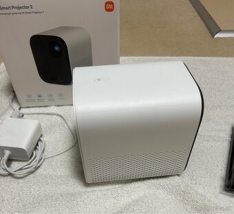 Xiaomi Mi Smart Compact Projector 2 - 5